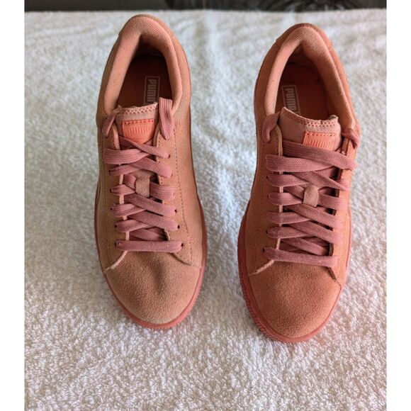 PUMA Women’s Suede Classic Mono Sneakers – Peach / Coral Pink  Sz 7 - Picture 9 of 9